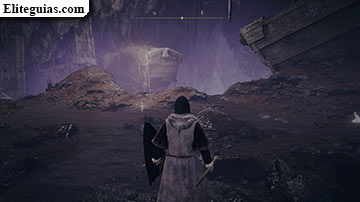 Fisura en ata&uacute;d de piedra