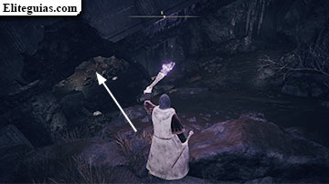 Fisura en ata&uacute;d de piedra