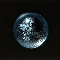 L&aacute;grima de cristal cer&uacute;leo