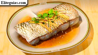 Pescado al vapor
