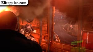 Dentro del helic&oacute;ptero