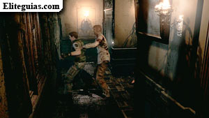 agarrado por un zombi