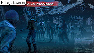 caminantes en la estaci&oacute;n