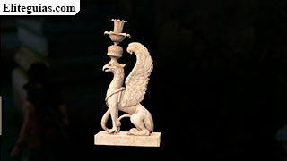 Candelabro de grifo Chalukya